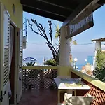 Panorama Apartment *