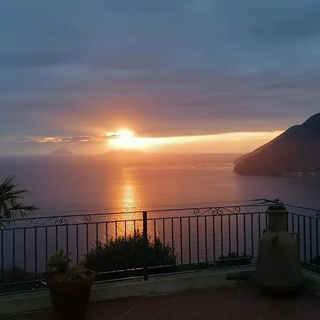 Panorama *