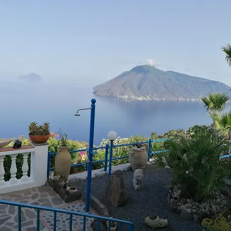 Panorama *
